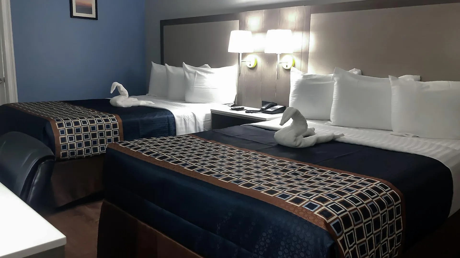 Destin Inn & Suites Hotel