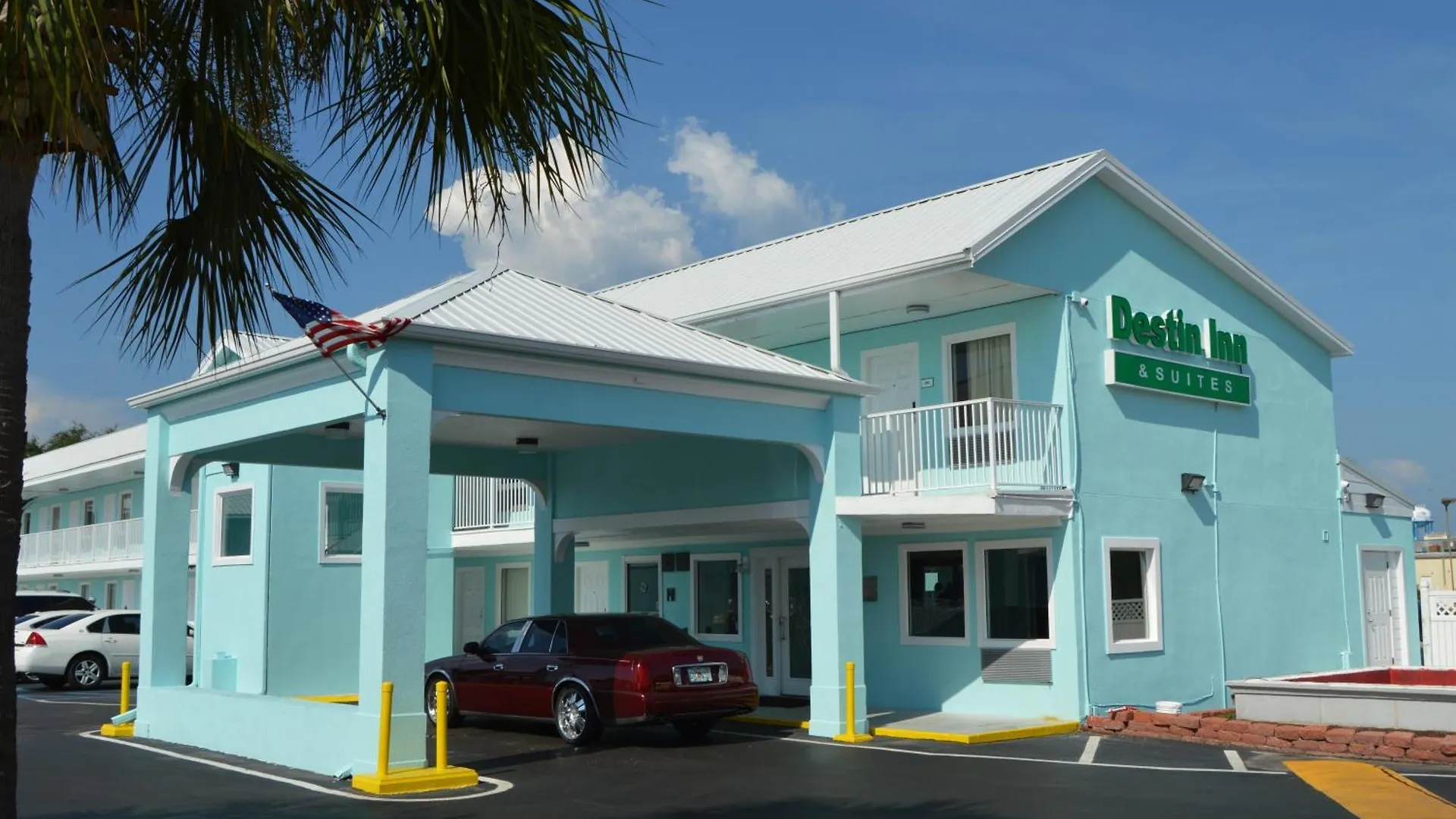 Destin Inn & Suites location